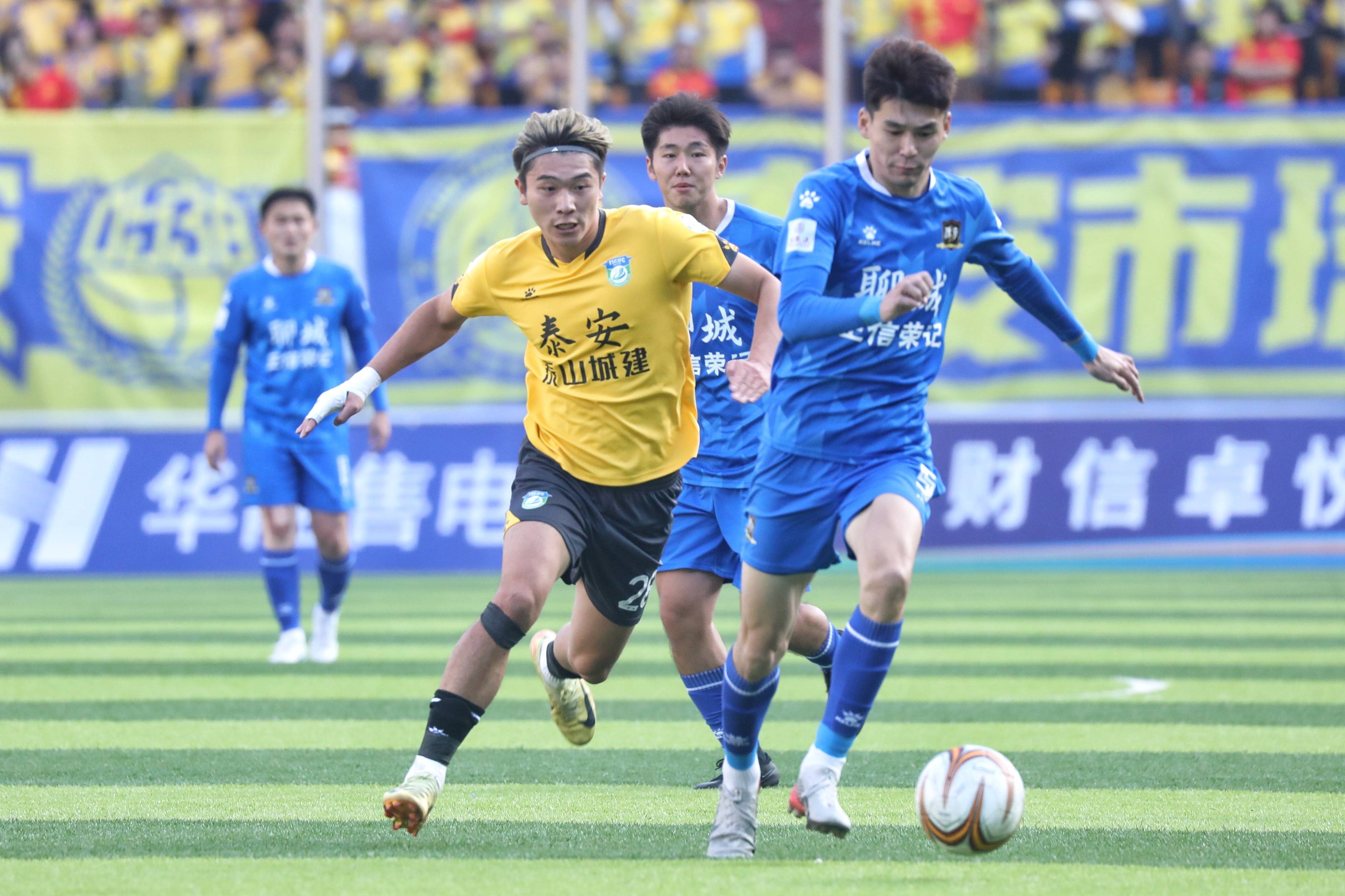 山东男篮训练开放日，赛前迎来里程碑引欢呼，欧超杯在即，年轻球员得到机会的简单介绍