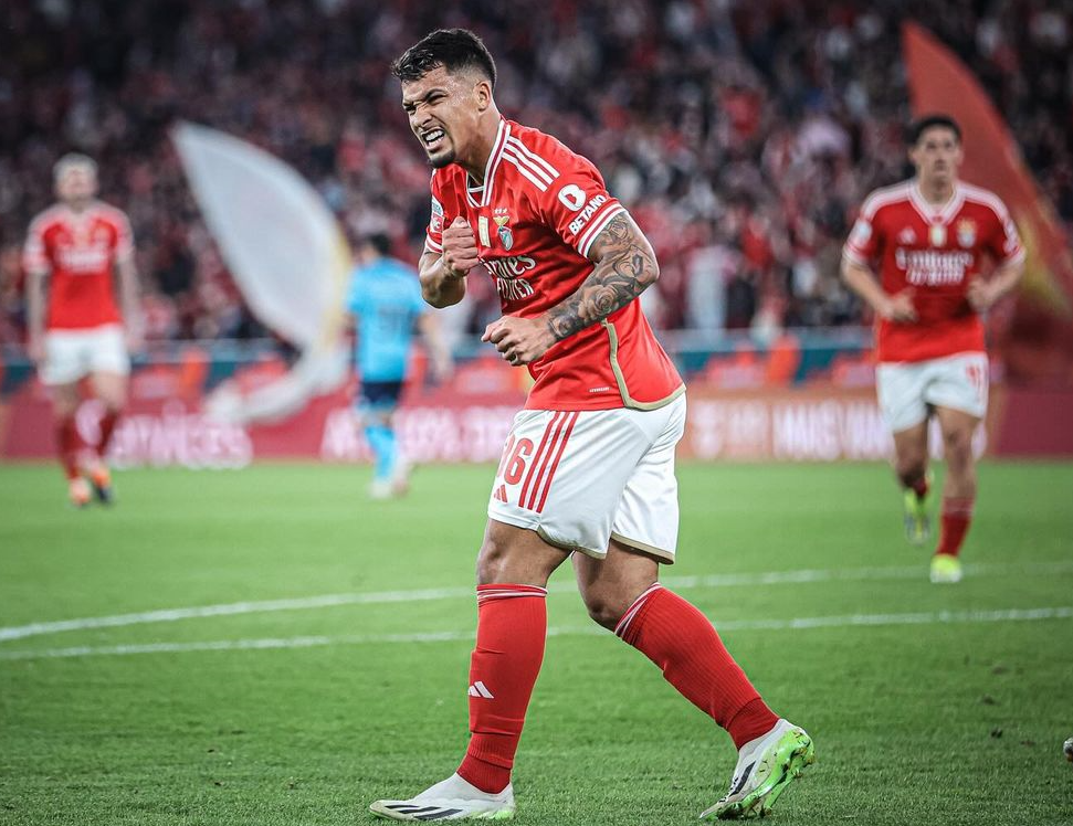 法甲加时末段走向成谜，托特纳姆门线救险，悬念犹存，轮换策略成焦点的简单介绍