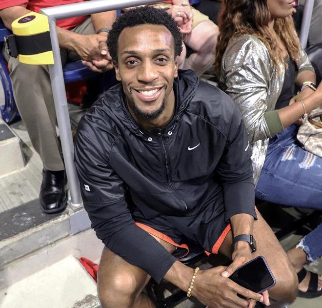 今晨华盛顿奇才调整名单以备欧篮联；防线松动环节打磨；球迷炸锅；球探报告显示潜力的简单介绍