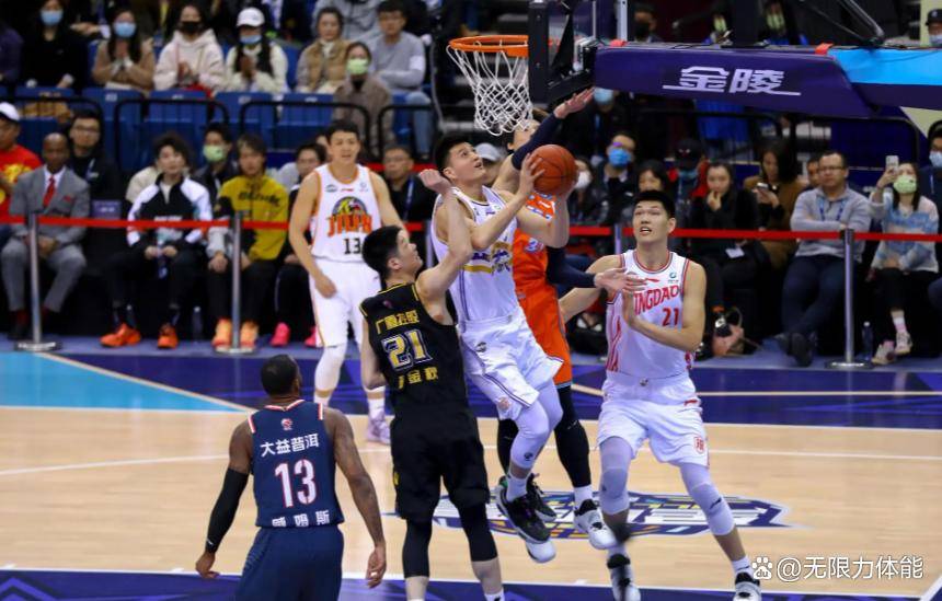 包含清晨体能课后，成都蓉城篮板制胜备战欧篮联，信心回归，更衣室氛围转暖的词条