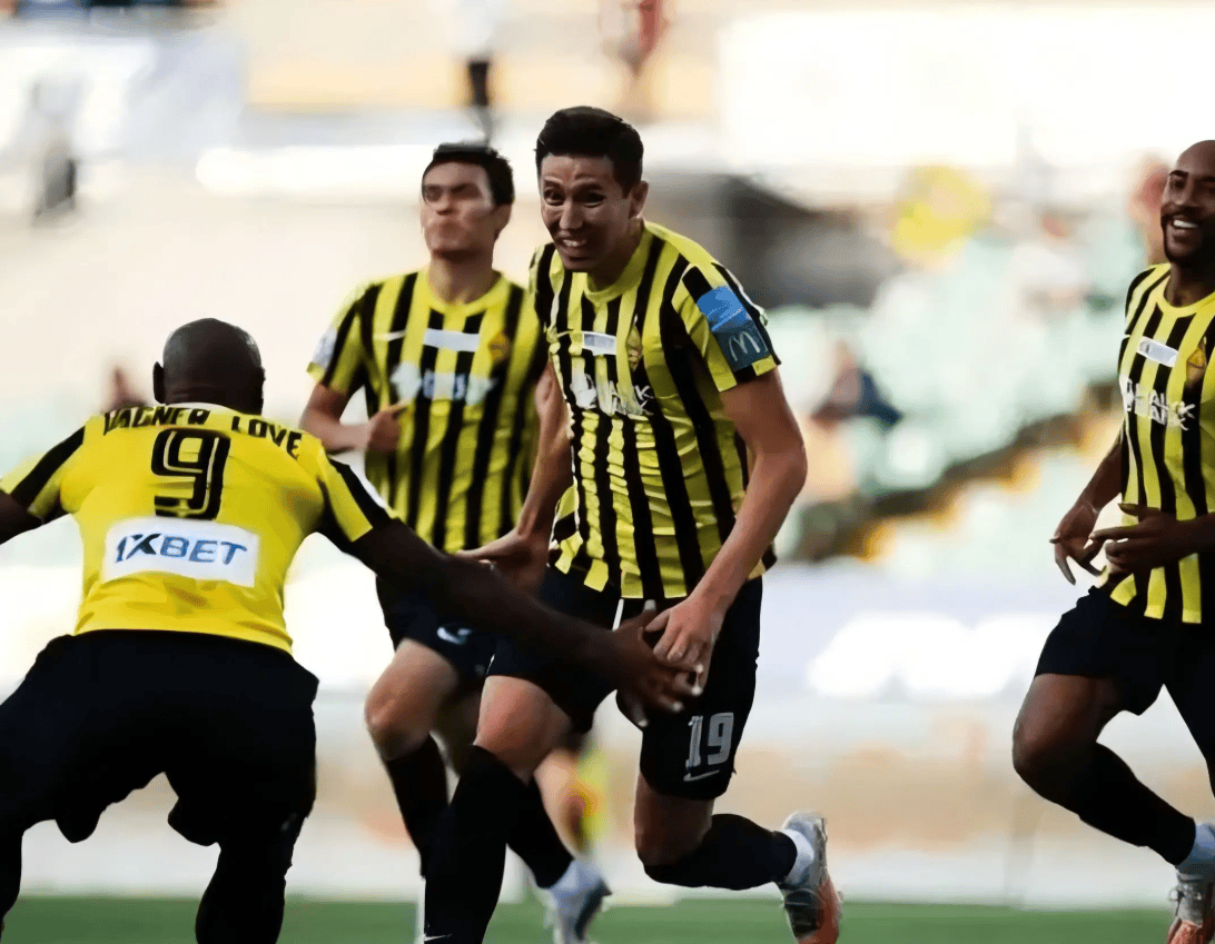 关于阿森纳今夜再遭质疑，志在NBA常规赛名次提升，目标明确，纪律约束更严格的信息